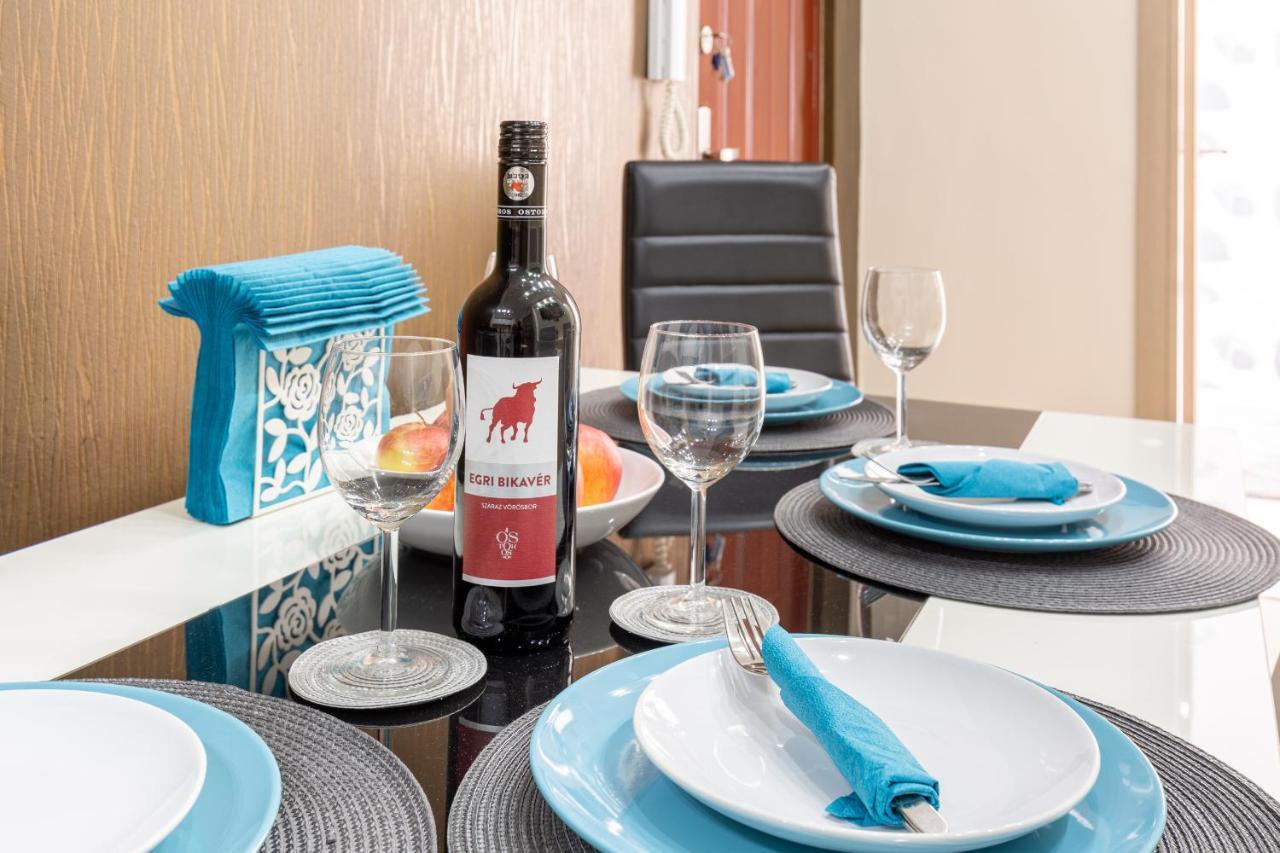 H29 Vivien Apartman Lägenhet Budapest Exteriör bild