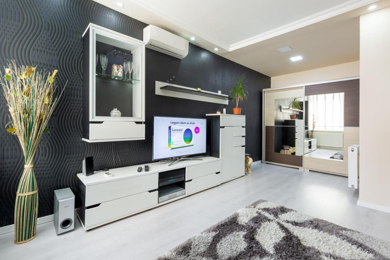 H29 Vivien Apartman Lägenhet Budapest Exteriör bild